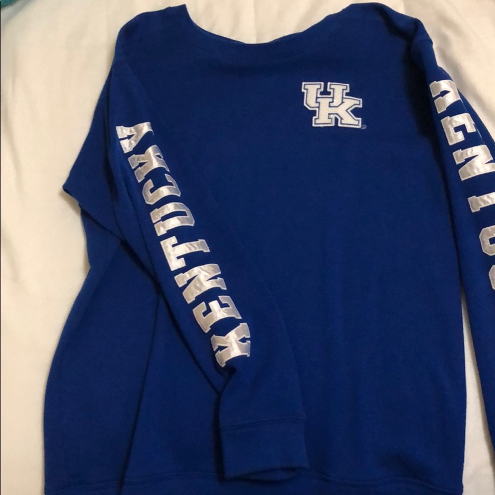 💙Kentucky💙 VS Pink Sweatshirt w/ Sequin Detail!!